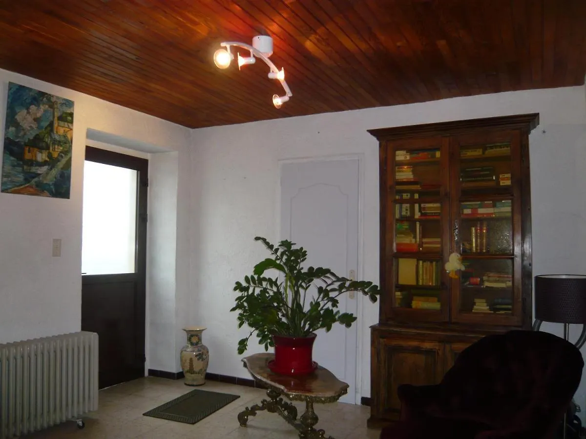 Marc Apartment Saint-Paul-Trois-Chateaux 0*,  France