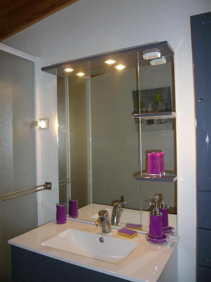 Homestay Marc Apartment Saint-Paul-Trois-Chateaux